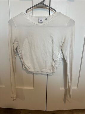 TNA White Long-Sleeve Cropped Ruched Side Top